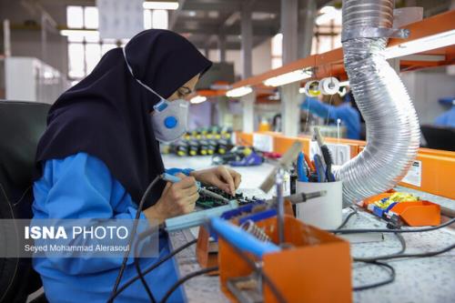 بررسی قواعد تجاری سازی محصولات دانش بنیان در یک کمپ ملی