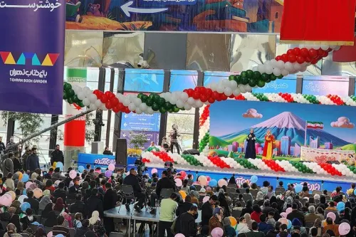 ویژه برنامه های باغ کتاب بمناسبت دهه فجر و نیمه شعبان برگزار شد